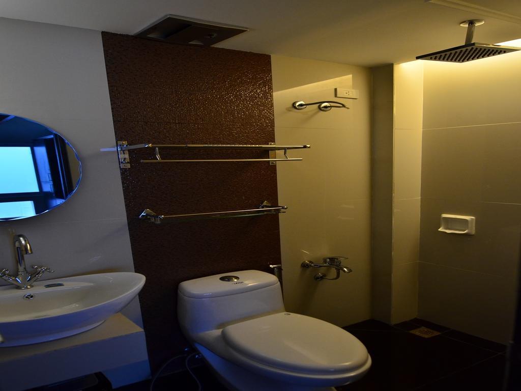 Deluxe Room,686102544:JPEG